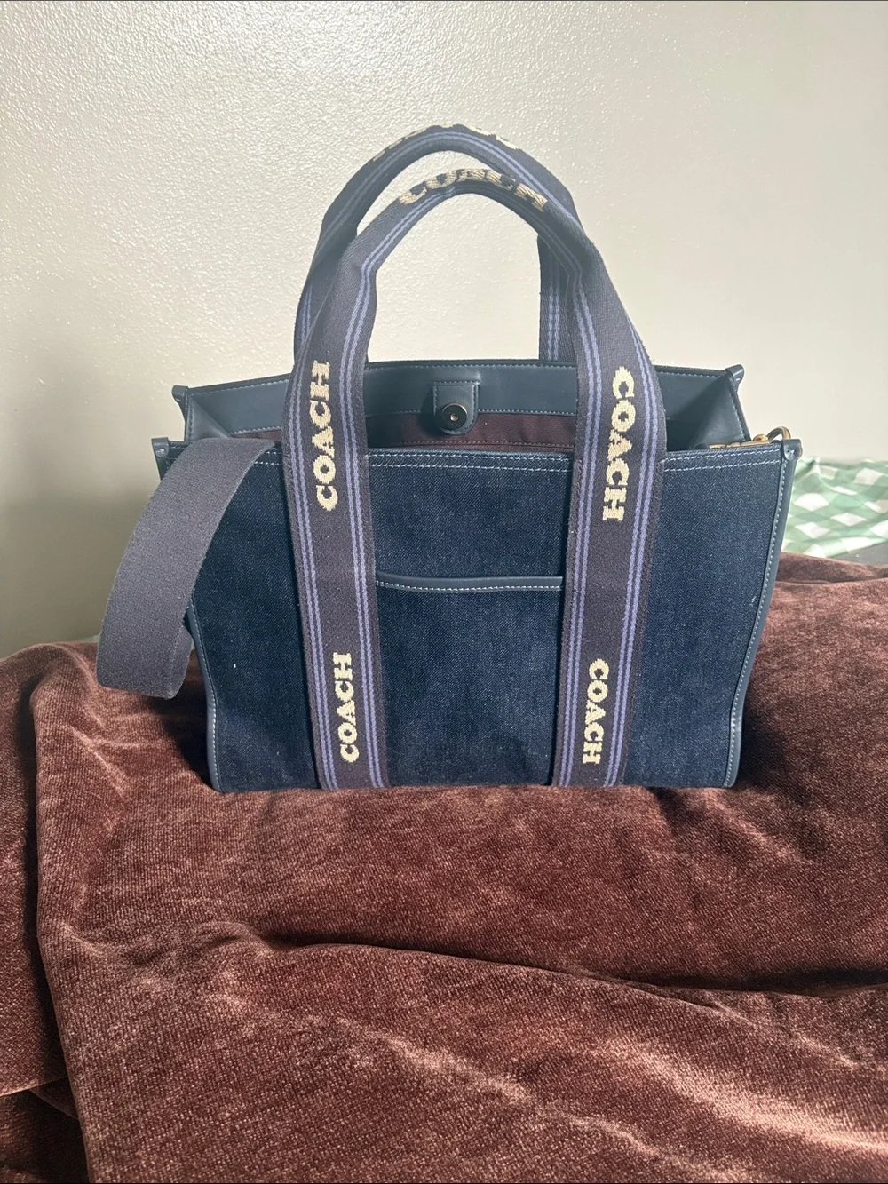 Coach messenger tote